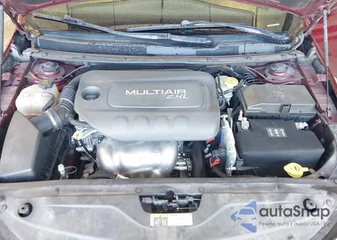 2015 Chrysler 200 Limited из США, поврежденный, VIN 1C3CCCAB3FN521705